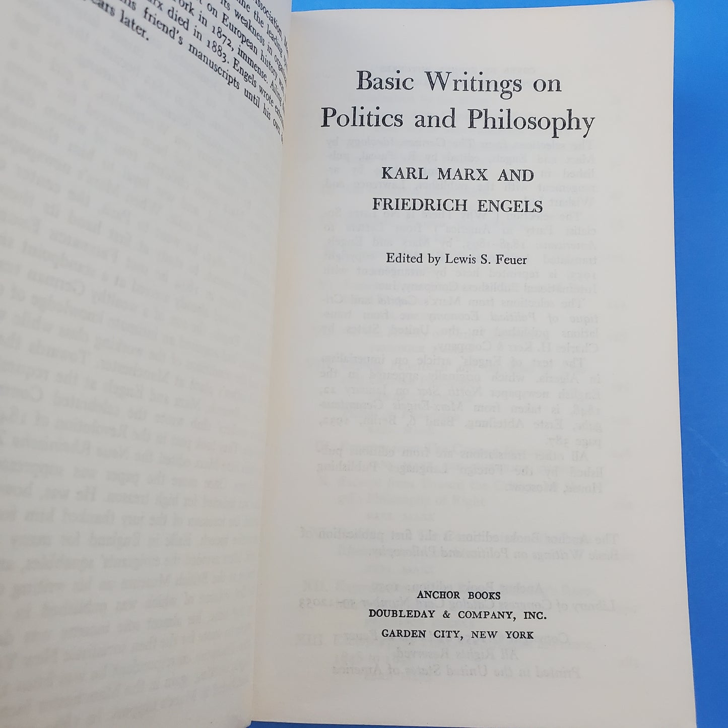 Marx & Engels: Basic Writings on Politics & Philosophy